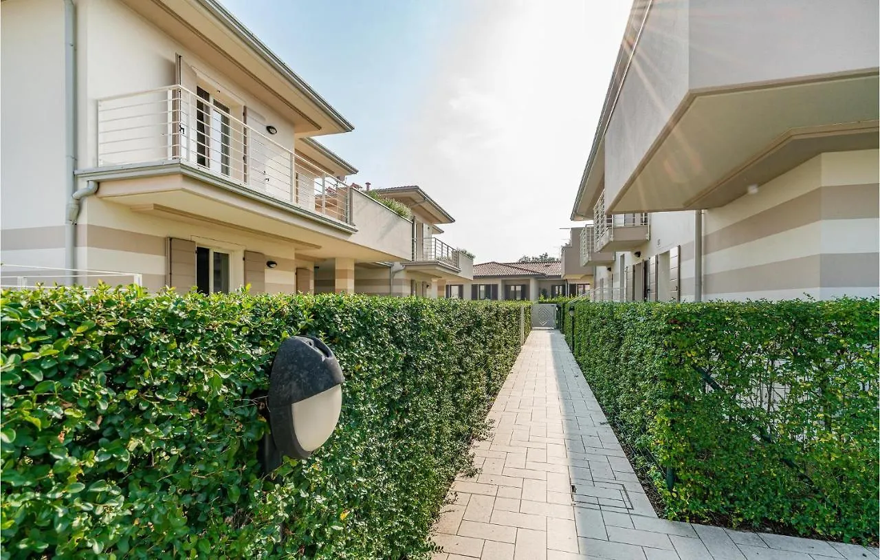 Amazing Apartment In Puegnago Sul Garda With Wifi Raffa 0*,